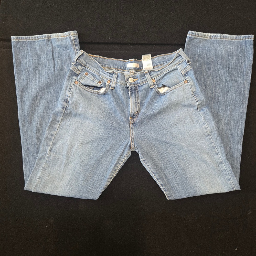 Levis 515 Bootcut Jeans Womens 8 M Light Wash Blue Denim Stretch 515-0217